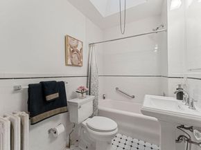 471 E Pleasant Street, Philadelphia PA 19119