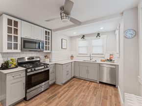 471 E Pleasant Street, Philadelphia PA 19119