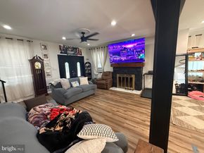 954 Church Lane, Lansdowne PA 19050