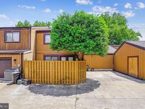9082 Arlington Boulevard, Fairfax VA 22031