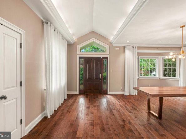 3174 Manor Road, Huntingdon Valley PA 19006