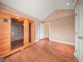 3174 Manor Road, Huntingdon Valley PA 19006