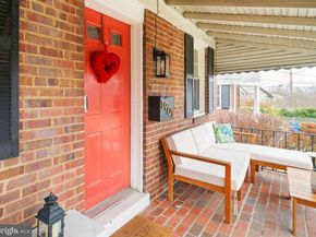 1901 Scroggins Road, Alexandria VA 22302