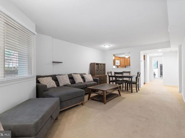 1951 Sagewood Lane 315, Reston VA 20191