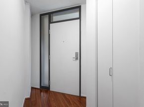1951 Sagewood Lane 315, Reston VA 20191