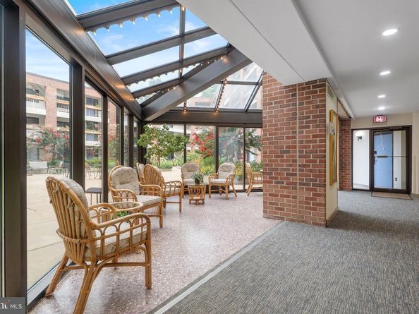 1951 Sagewood Lane 315, Reston VA 20191