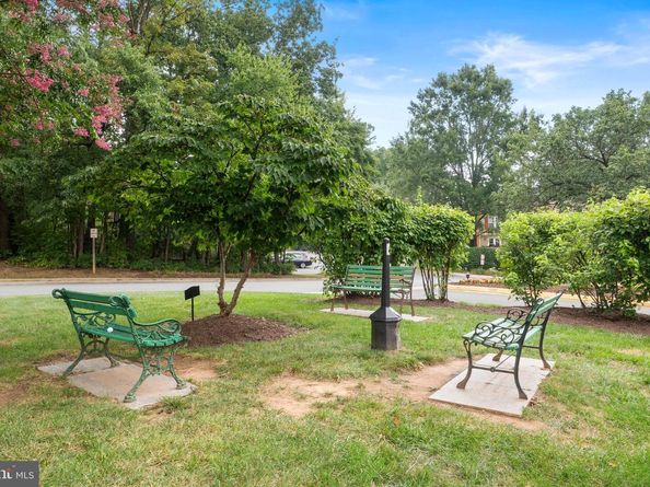 1951 Sagewood Lane 315, Reston VA 20191