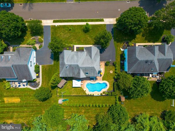3937 Trails Way West, Doylestown PA 18902
