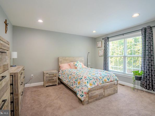 3937 Trails Way West, Doylestown PA 18902