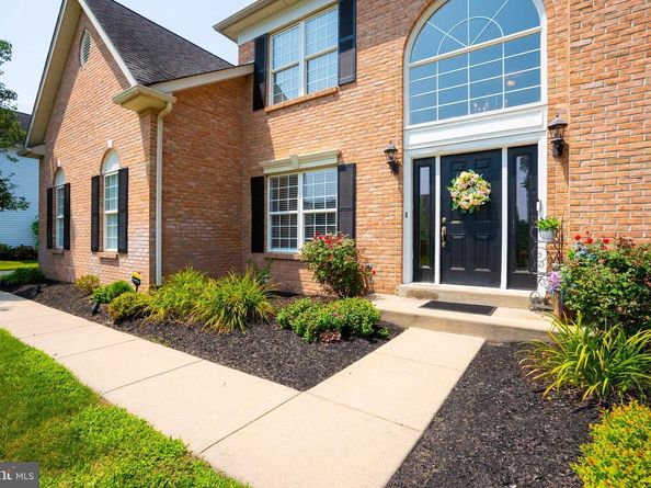 3937 Trails Way West, Doylestown PA 18902