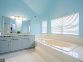 3937 Trails Way West, Doylestown PA 18902