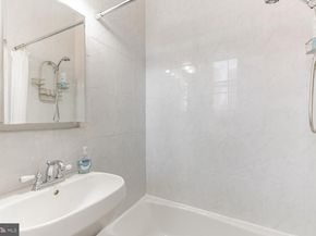 250 S 13TH Street 8F, Philadelphia PA 19107