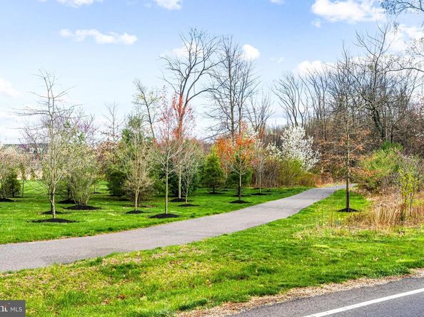 4841 E Blossom Drive, Doylestown PA 18902