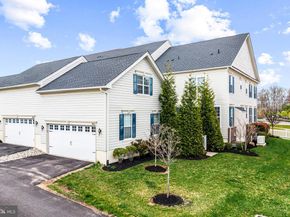4841 E Blossom Drive, Doylestown PA 18902