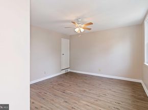 1122 E Phil Ellena Street, Philadelphia PA 19150
