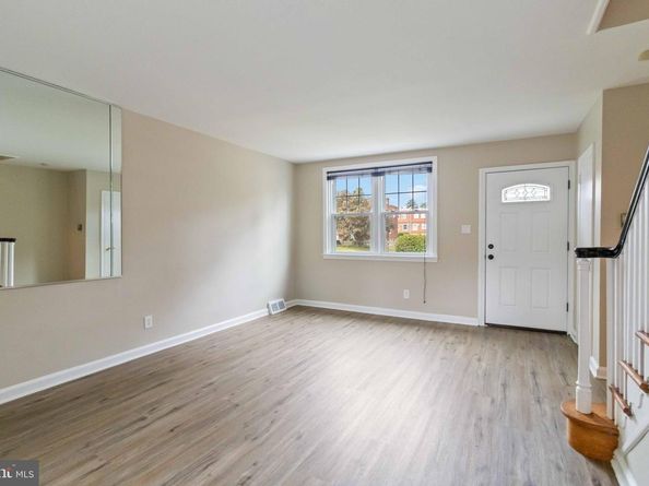 1122 E Phil Ellena Street, Philadelphia PA 19150