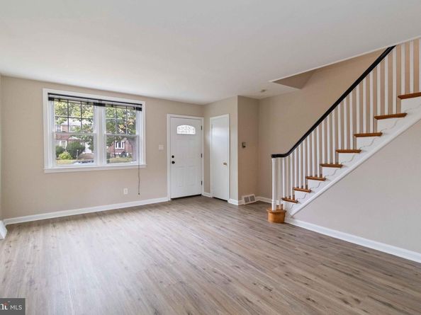 1122 E Phil Ellena Street, Philadelphia PA 19150