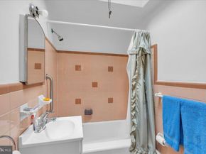 6524 Battersby Street, Philadelphia PA 19149