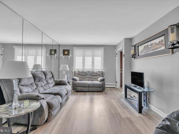6524 Battersby Street, Philadelphia PA 19149