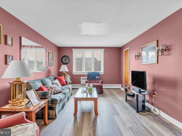 6524 Battersby Street, Philadelphia PA 19149