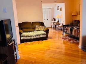 632 Longfellow Court, Warminster PA 18974