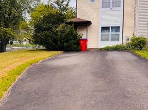 632 Longfellow Court, Warminster PA 18974