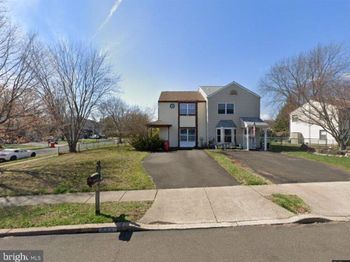 632 Longfellow Court
