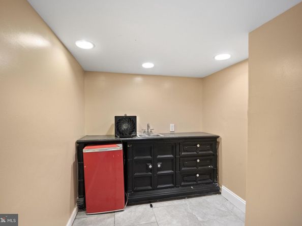 5643 Osage Avenue, Philadelphia PA 19143