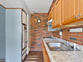 6734 Harley Street, Philadelphia PA 19142