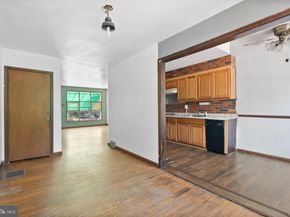 6734 Harley Street, Philadelphia PA 19142