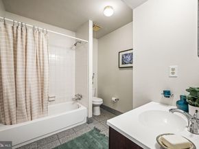829 N Lecount Street, Philadelphia PA 19130