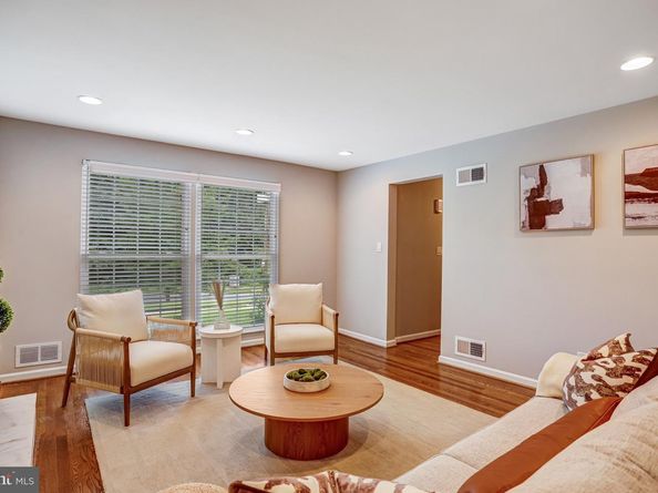 7021 Whittier Boulevard, Bethesda MD 20817