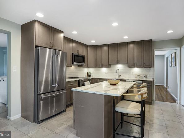 7021 Whittier Boulevard, Bethesda MD 20817