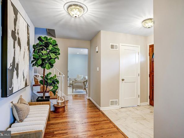 7021 Whittier Boulevard, Bethesda MD 20817