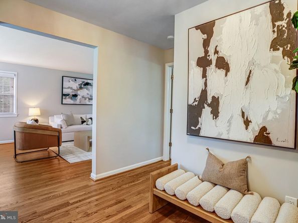 7021 Whittier Boulevard, Bethesda MD 20817