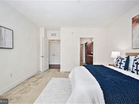 600 S 24TH Street 410, Philadelphia PA 19146