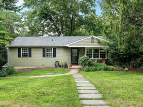 74 Sunset Drive, New Hope PA 18938