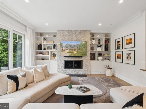 5120 Wessling Lane, Bethesda MD 20814