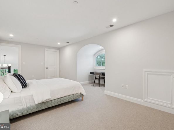 5120 Wessling Lane, Bethesda MD 20814