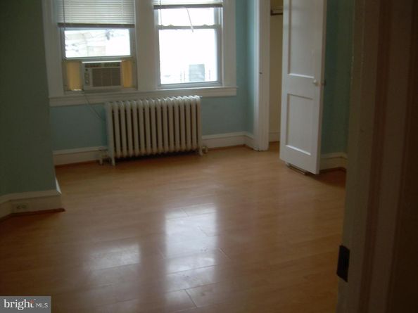 996 Anchor Street, Philadelphia PA 19124