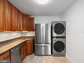 1600 N Oak Street 524, Arlington VA 22209