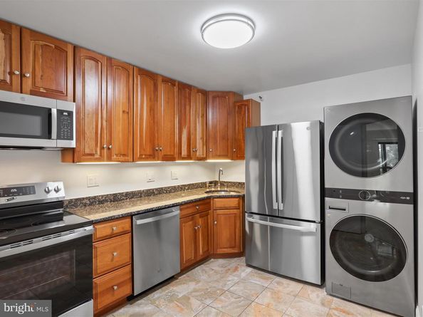 1600 N Oak Street 524, Arlington VA 22209