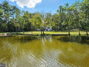 6211 Waterway Drive, Falls Church VA 22044