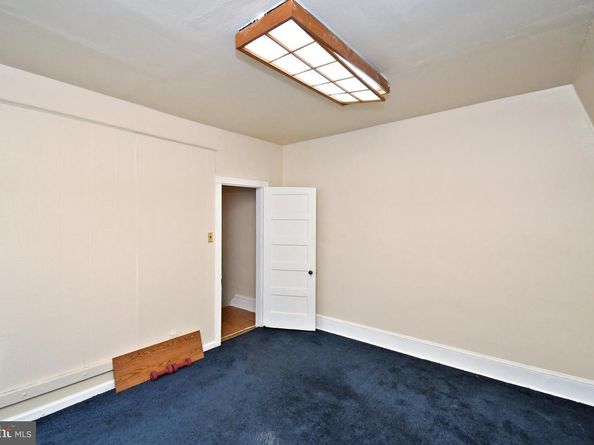229 E Mount Pleasant Avenue, Philadelphia PA 19119