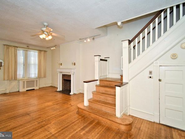 229 E Mount Pleasant Avenue, Philadelphia PA 19119