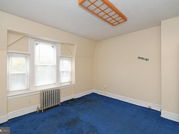 229 E Mount Pleasant Avenue, Philadelphia PA 19119