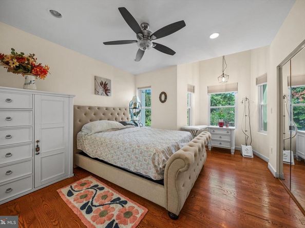 211 F Street NE, Washington DC 20002