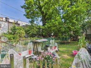 1812 W Erie Avenue, Philadelphia PA 19140