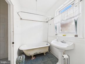 1812 W Erie Avenue, Philadelphia PA 19140