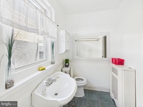 1812 W Erie Avenue, Philadelphia PA 19140